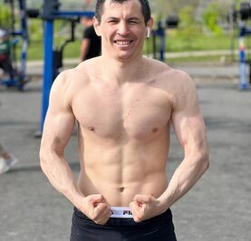 Дмитрий Иванов